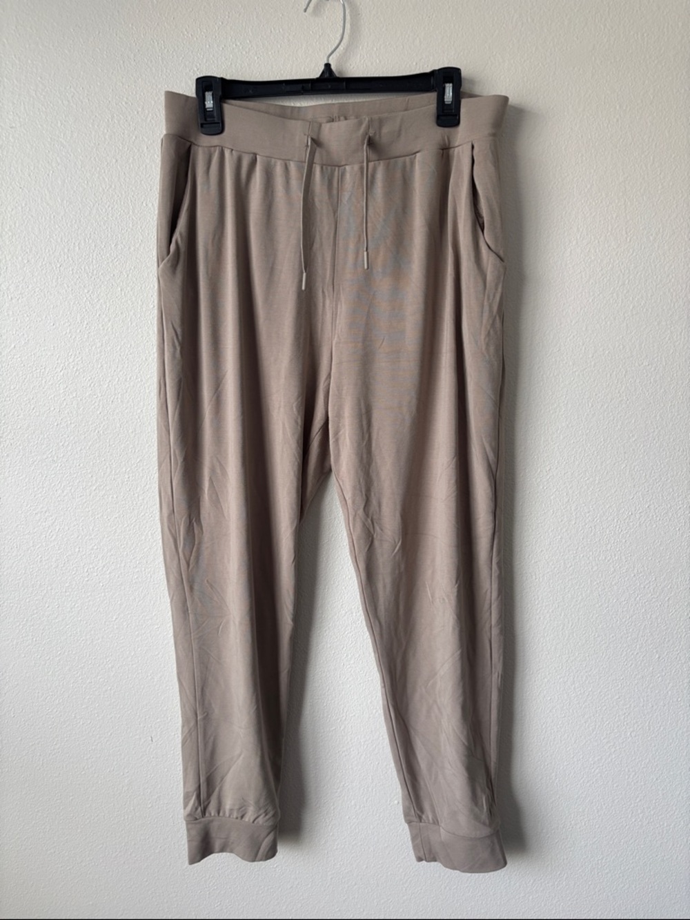 Kindred Bravery Bamboo Joggers sweatpants beige tan size medium casual - Picture 3 of 7